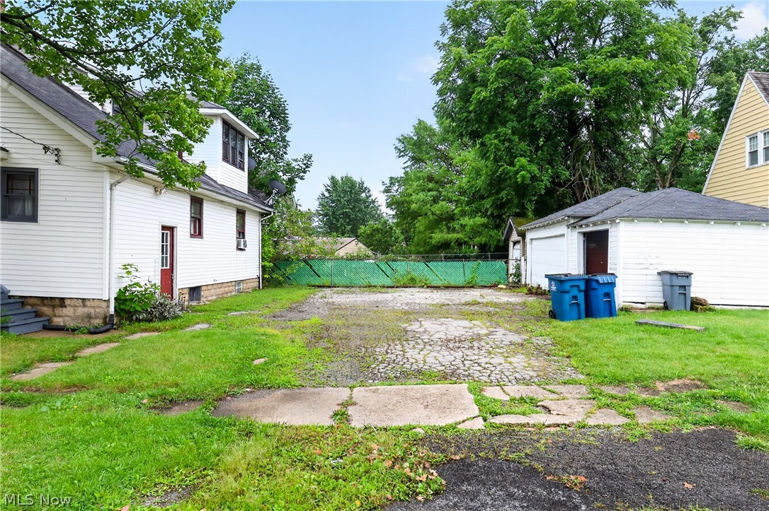 4602 Southern Boulevard Property Photo 3