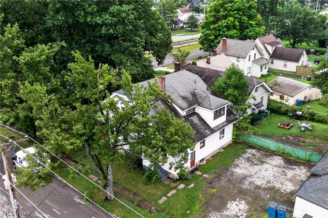 4602 Southern Boulevard Property Photo 10