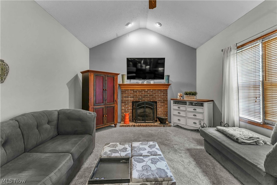 1127 Fireside Trail Property Photo 15