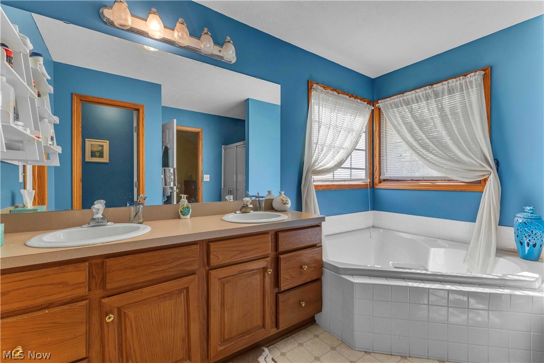 1127 Fireside Trail Property Photo 26