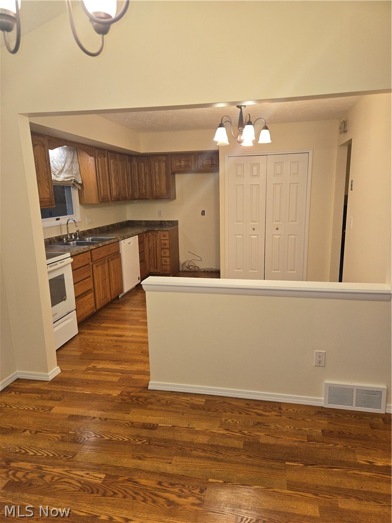 8218 Comet Court Property Photo 5