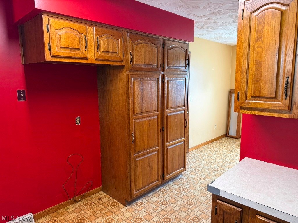 8311 S Elyria Road Property Photo 7