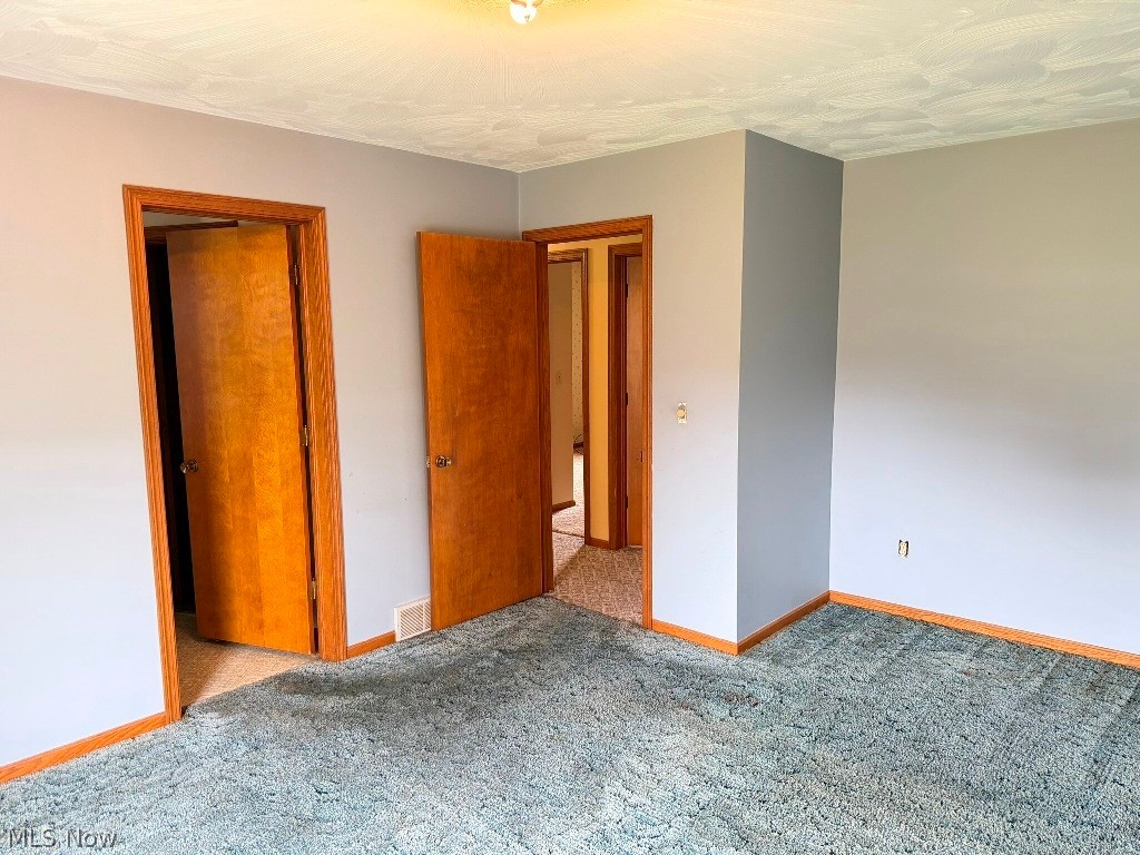 8311 S Elyria Road Property Photo 18