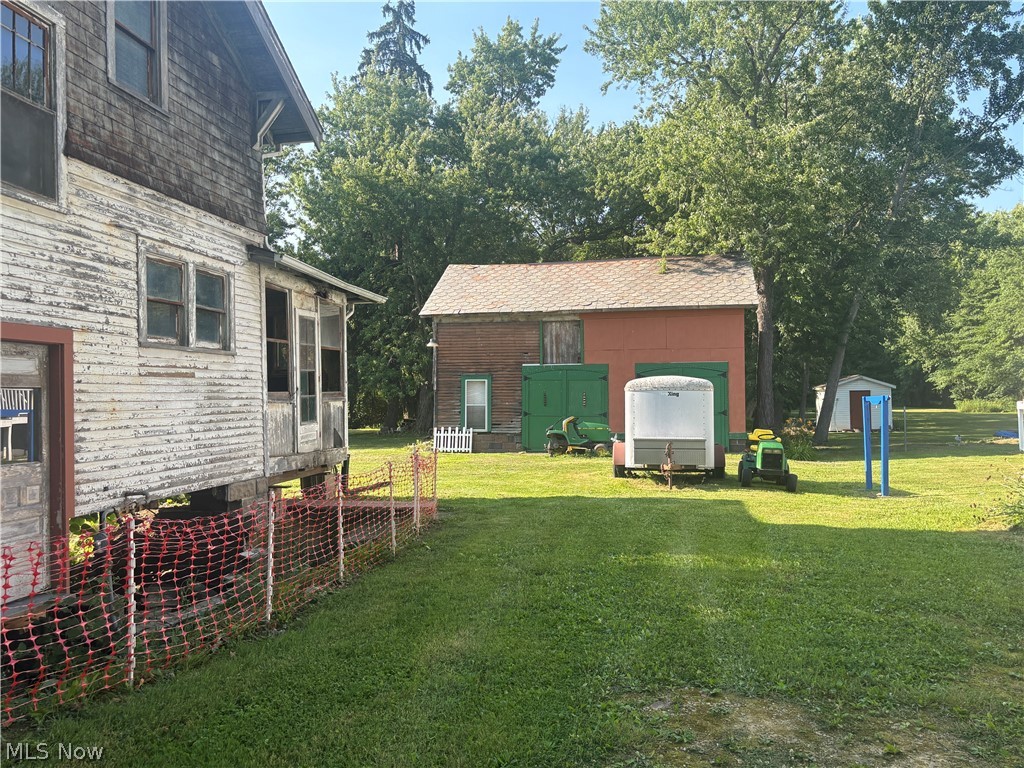 284 W Main Street Property Photo 4