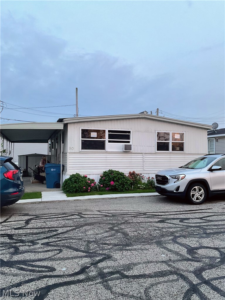 25021 Aurora Road 90
