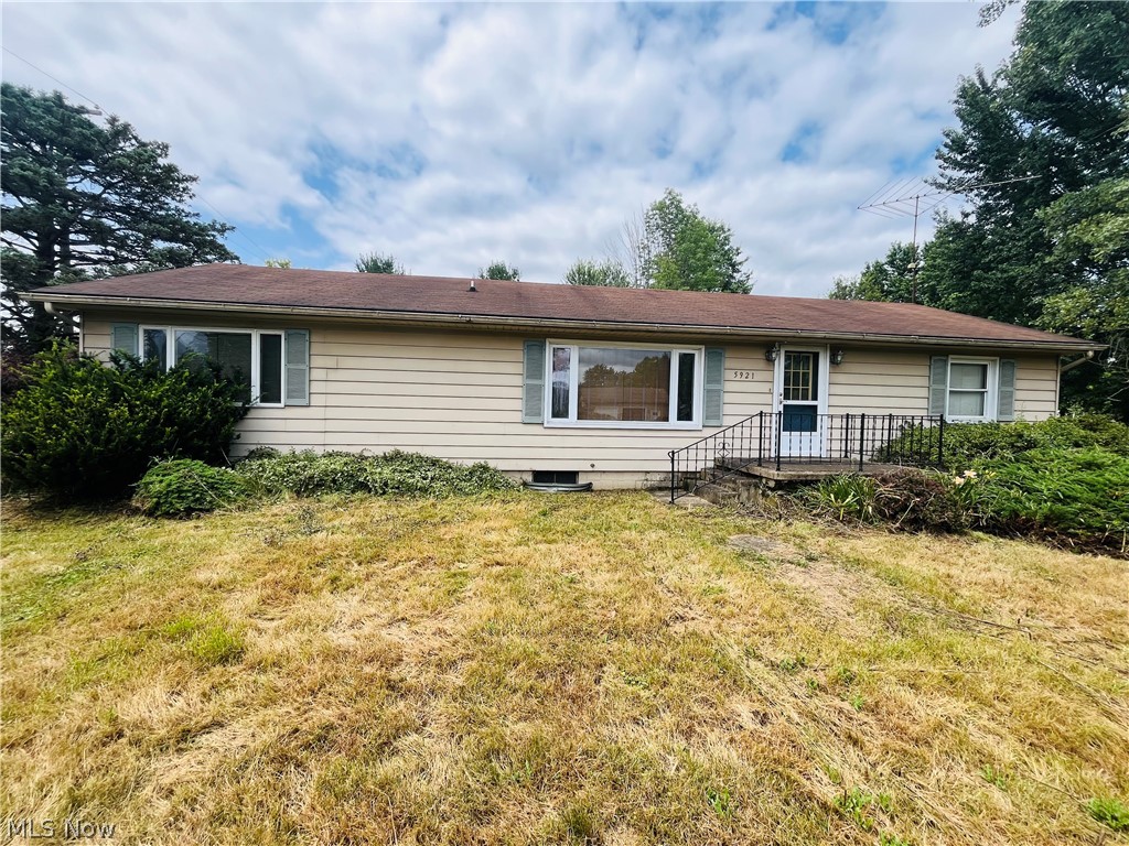 5921 Pine Street Property Photo 8