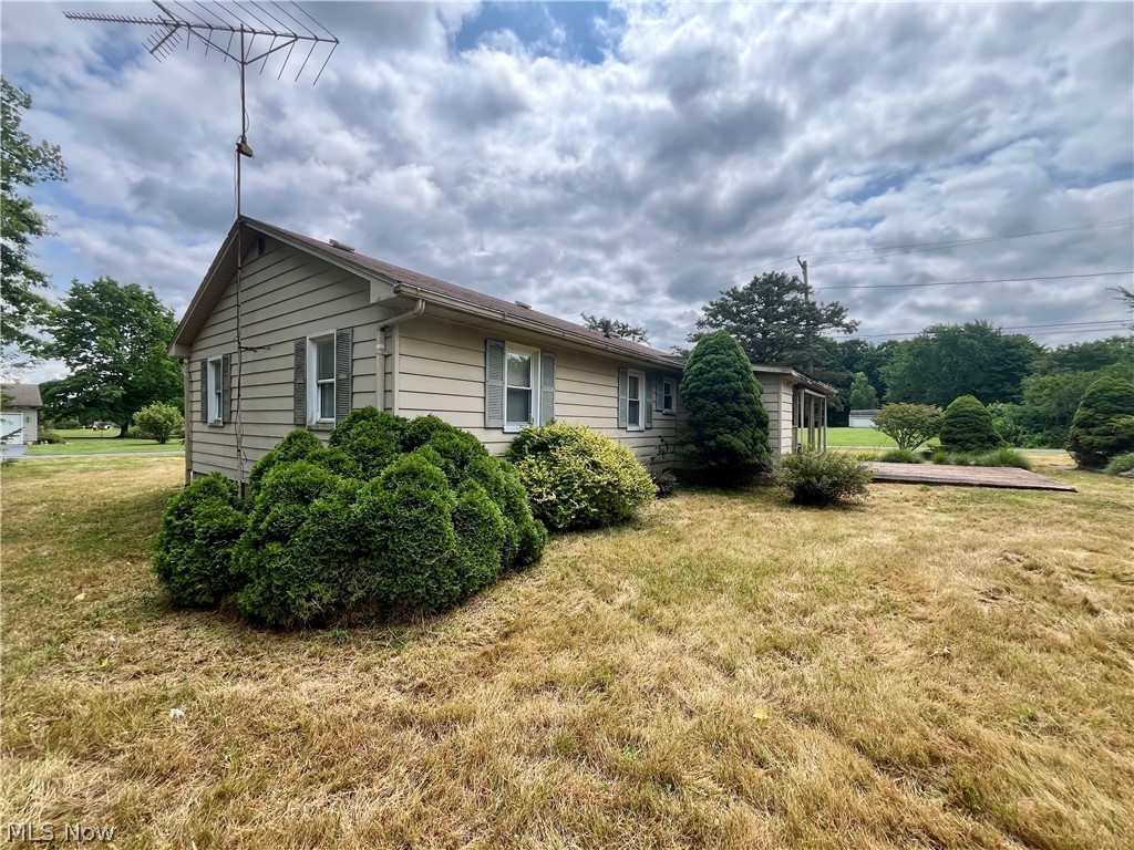 5921 Pine Street Property Photo 9