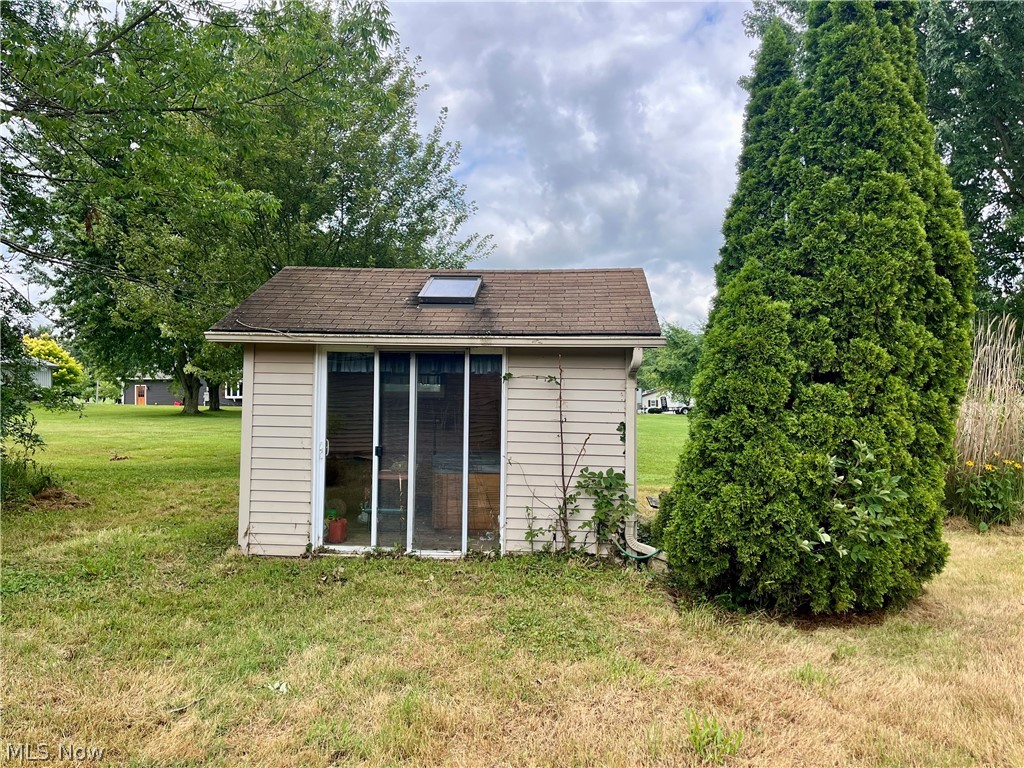 5921 Pine Street Property Photo 14
