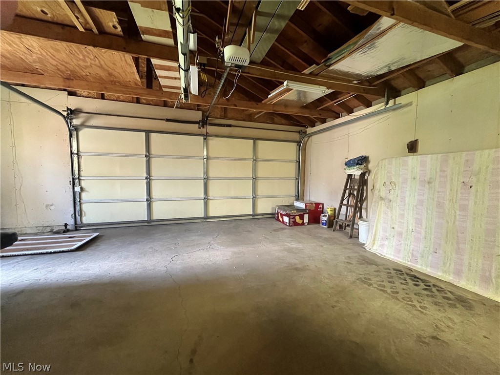 5921 Pine Street Property Photo 40