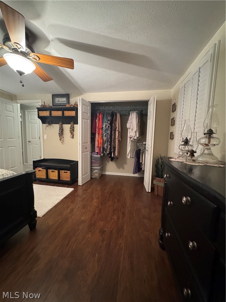 8420 W Ridge Road Property Photo 18
