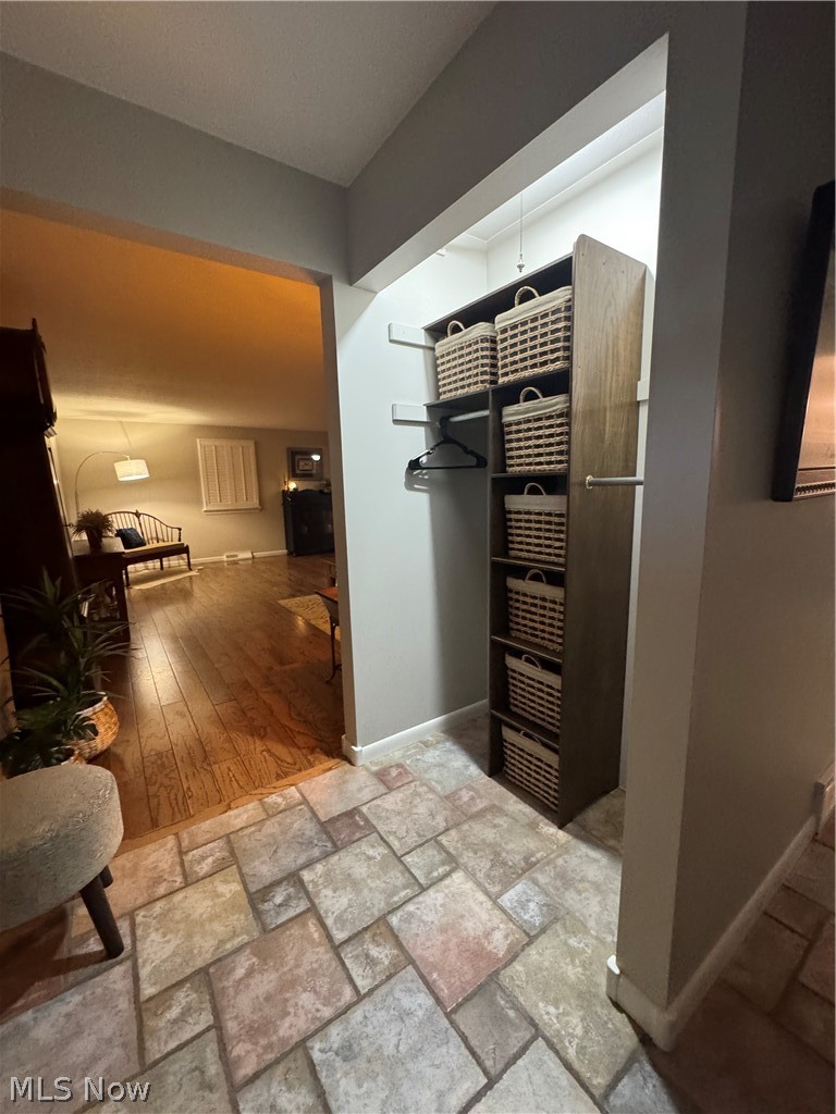8420 W Ridge Road Property Photo 29