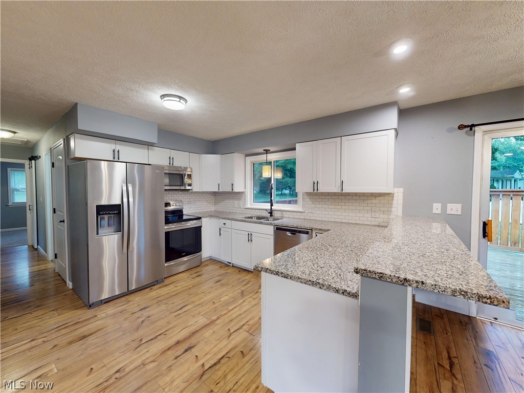 2922 Cliffside Drive Property Photo 3