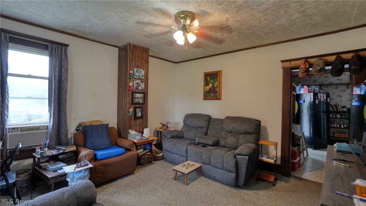 214 Main Street Property Photo 3