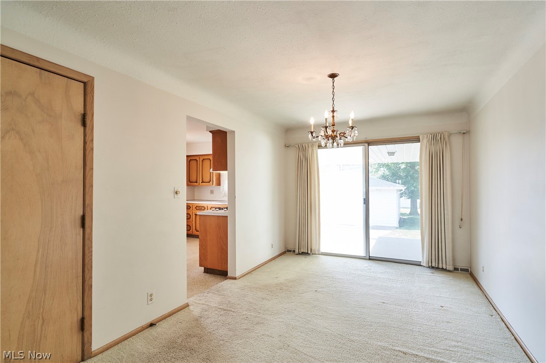 29581 Robert Street Property Photo 5