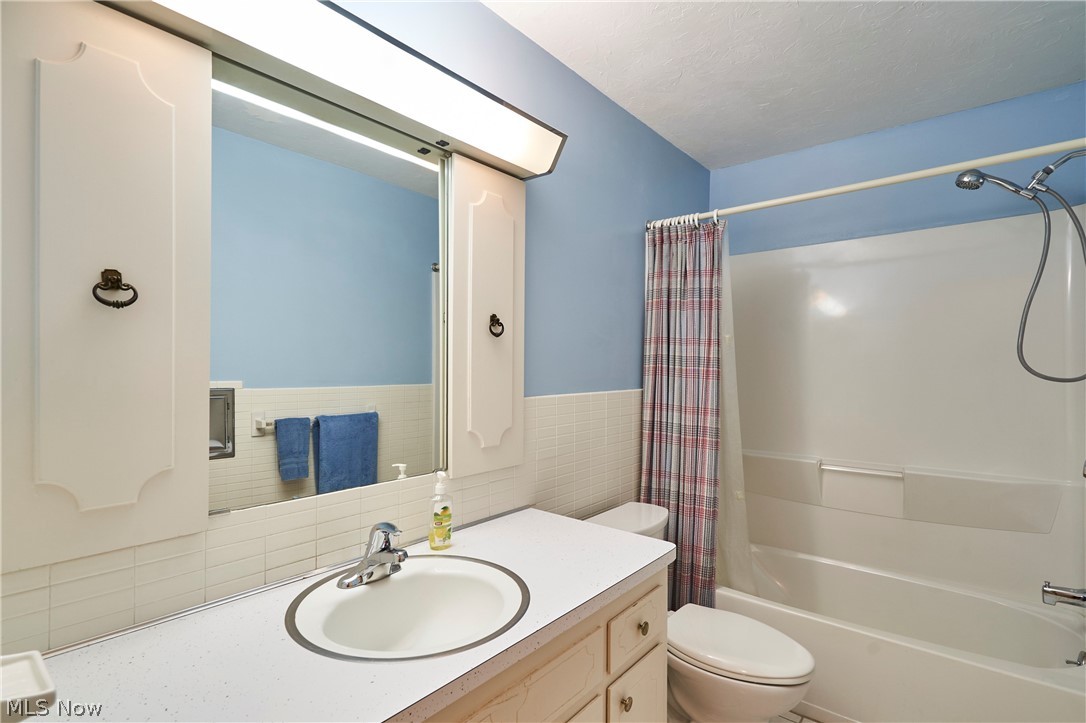 29581 Robert Street Property Photo 10