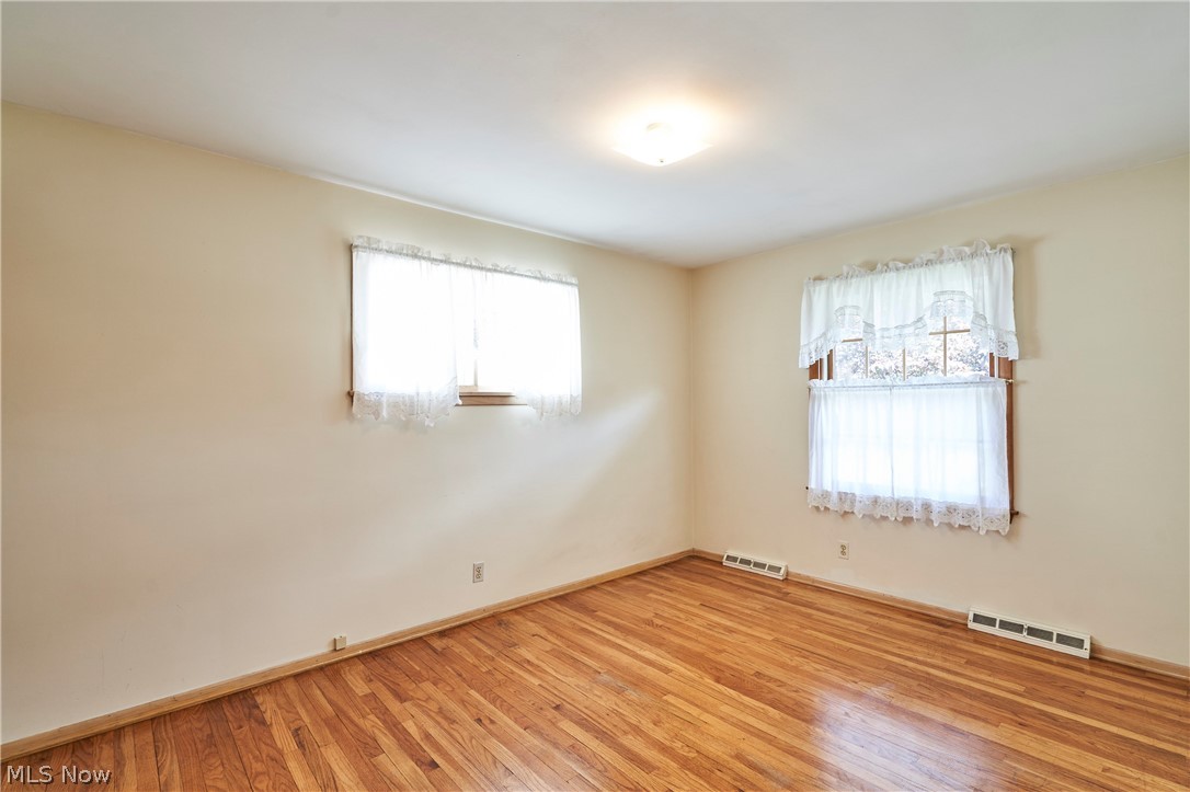 29581 Robert Street Property Photo 15