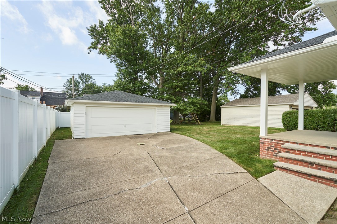 29581 Robert Street Property Photo 25