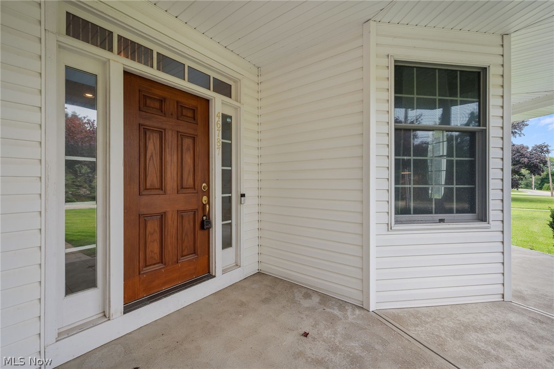 46787 Middle Ridge Road Property Photo 2