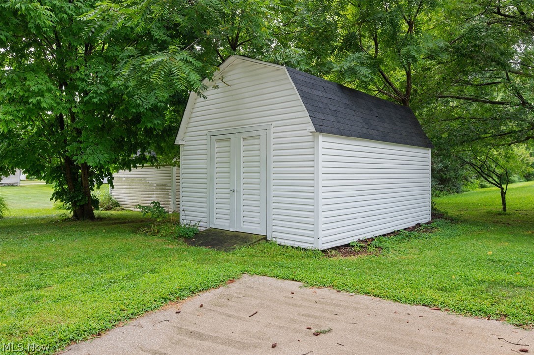 46787 Middle Ridge Road Property Photo 42