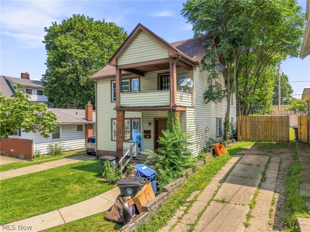 973 Berwin Street Property Photo 3
