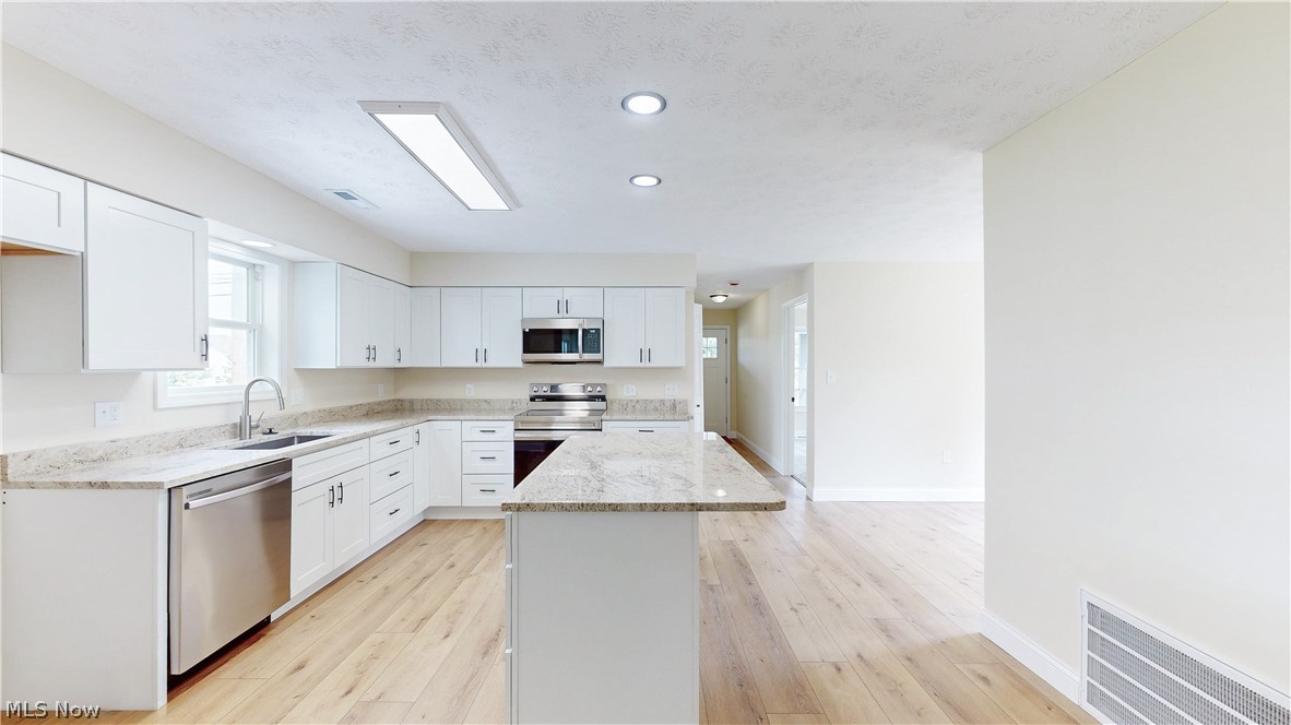 8716 Hadden Road Property Photo 4