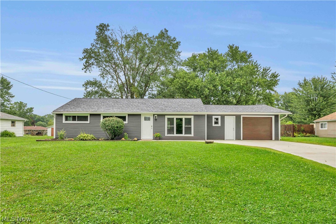 9236 Root Drive Property Photo 1