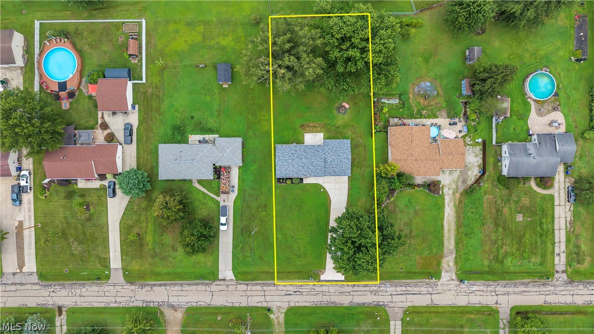 9236 Root Drive Property Photo 27