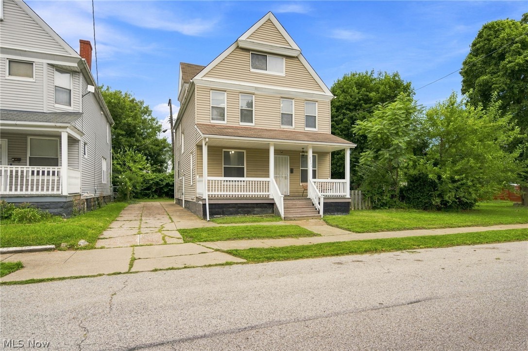 2260 E 85th Street Property Photo 3