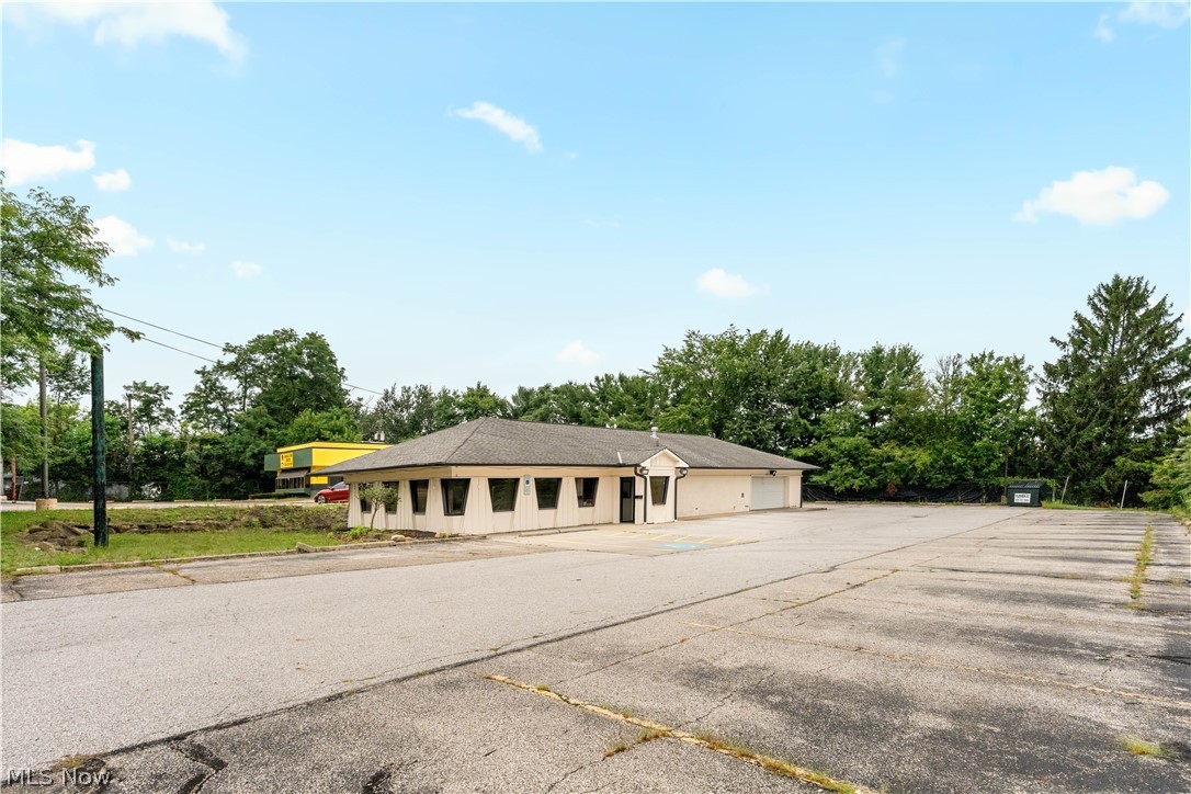 1235 E Tallmadge Avenue Property Photo 2