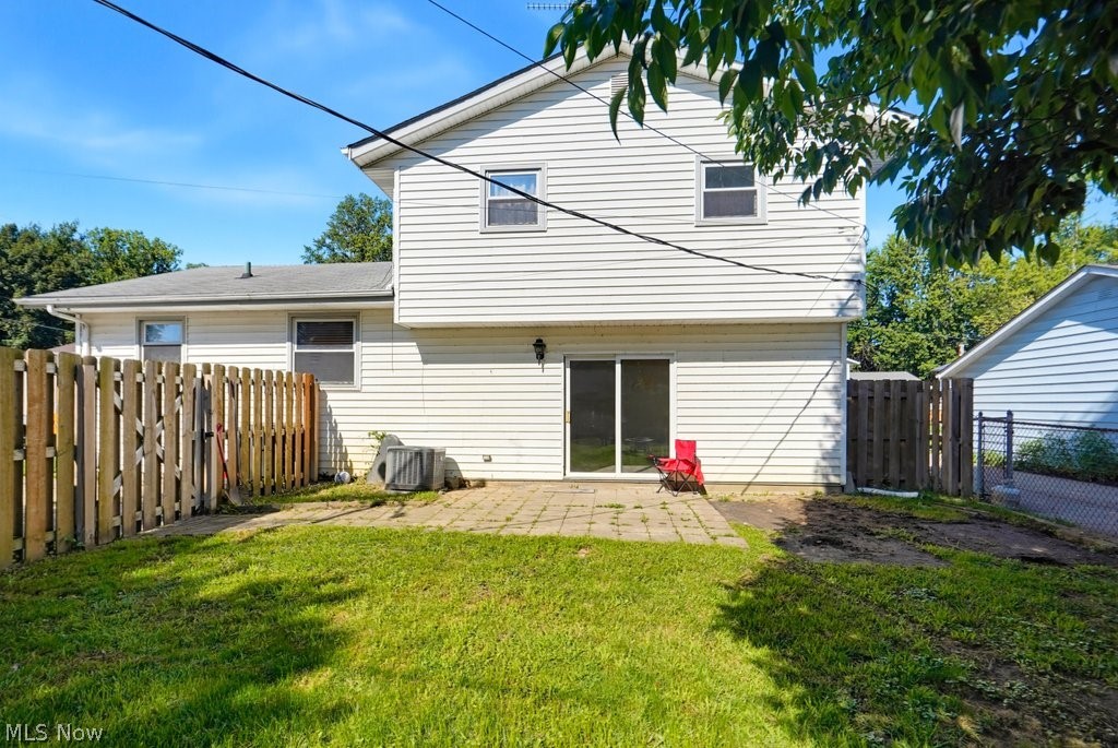 1295 Mohegan Trail Property Photo 6