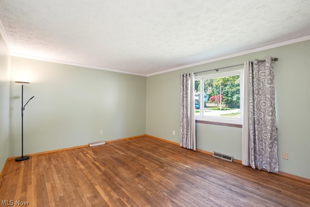 1295 Mohegan Trail Property Photo 8