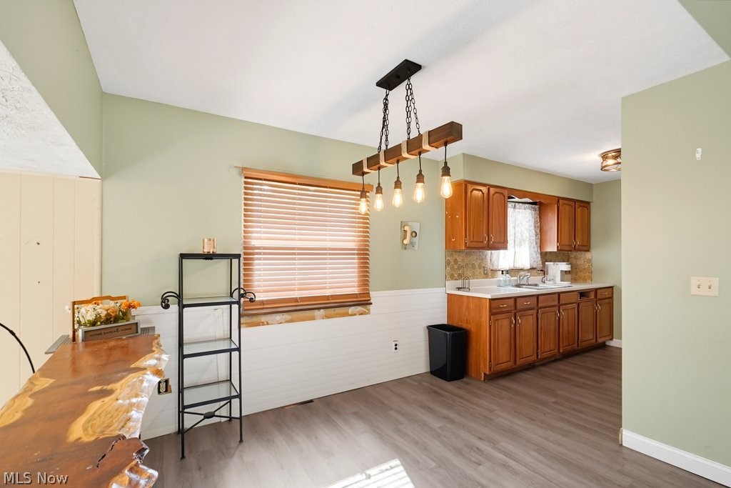 1295 Mohegan Trail Property Photo 11