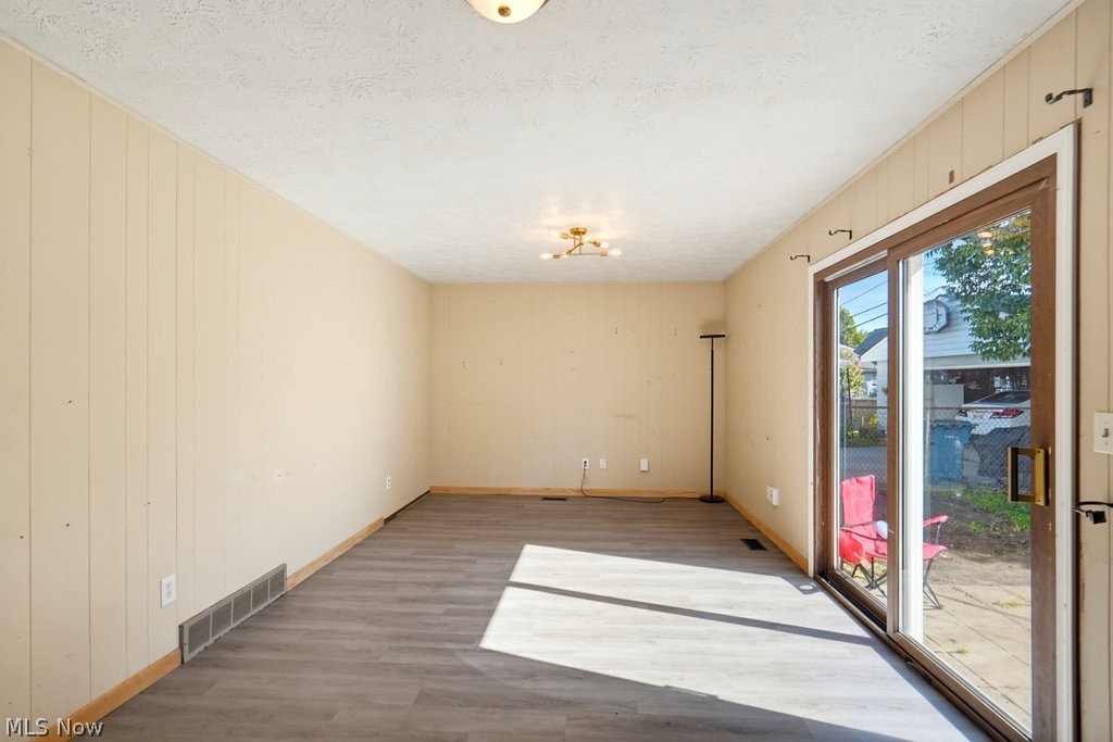 1295 Mohegan Trail Property Photo 16