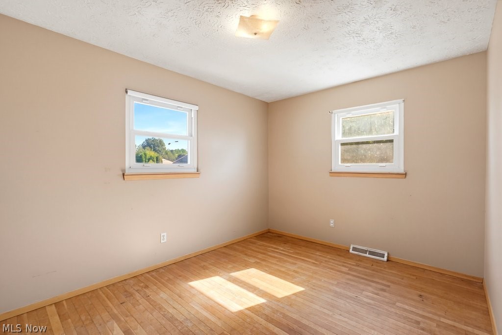 1295 Mohegan Trail Property Photo 24