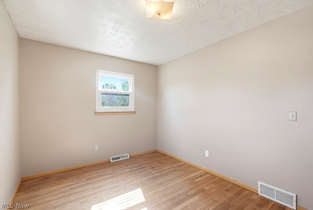 1295 Mohegan Trail Property Photo 25