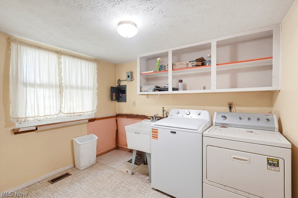1295 Mohegan Trail Property Photo 30