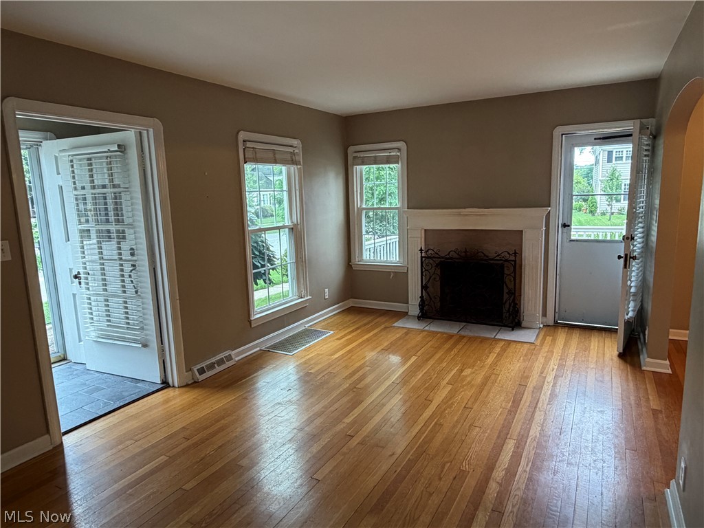25770 Wolf Road Property Photo 2