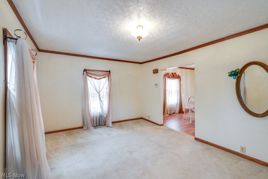219 Scranton Avenue Property Photo 24