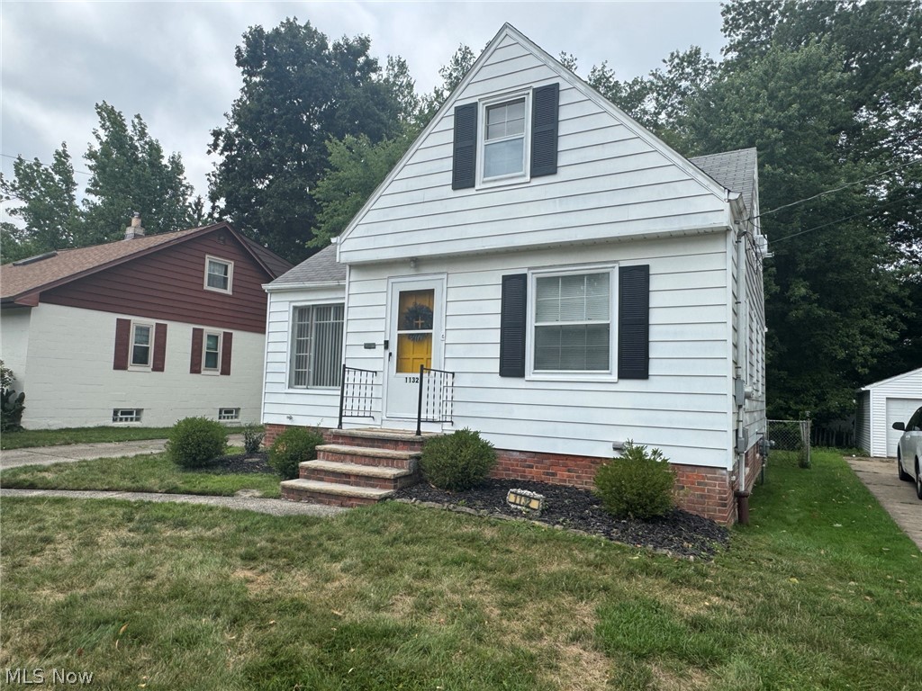 1132 Gordon Road Property Photo 3