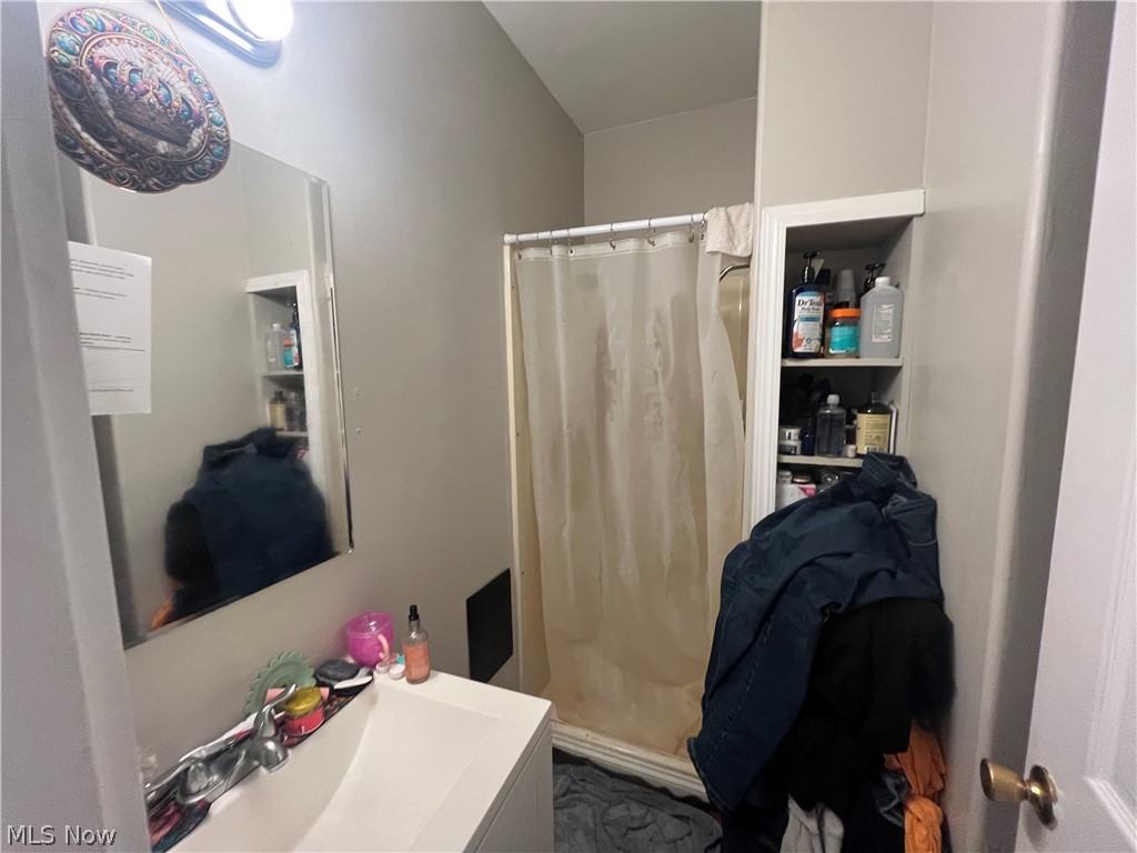 579 Broadway Avenue Property Photo 18