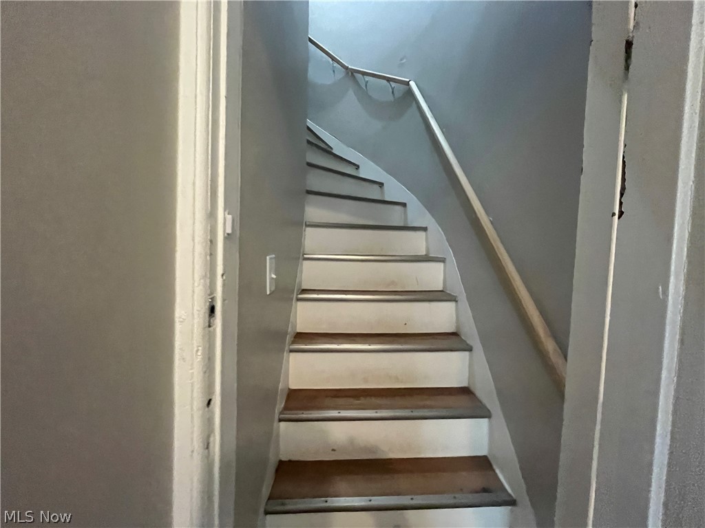 579 Broadway Avenue Property Photo 24