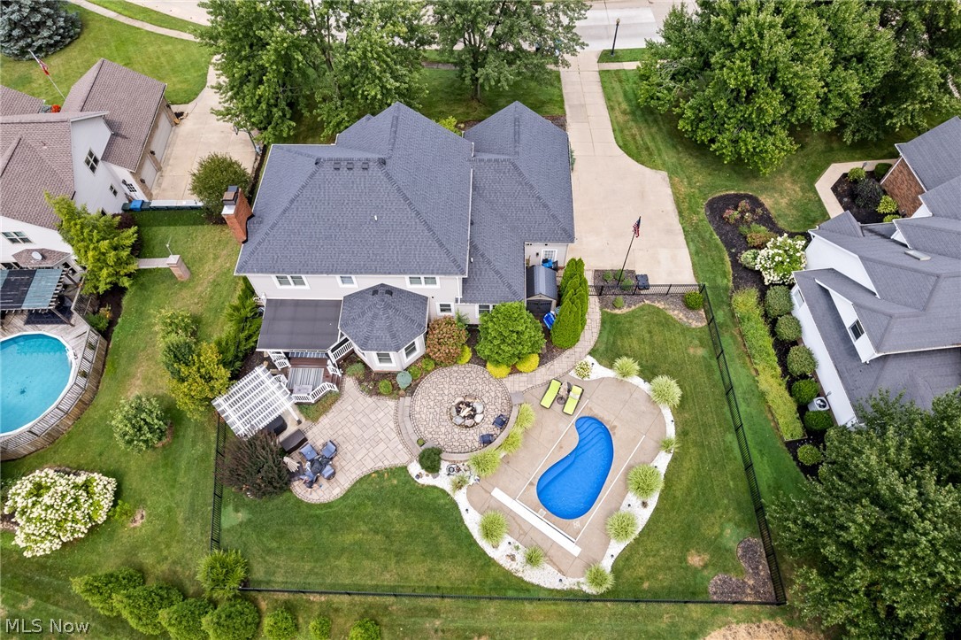 1220 Ashwood Road Property Photo