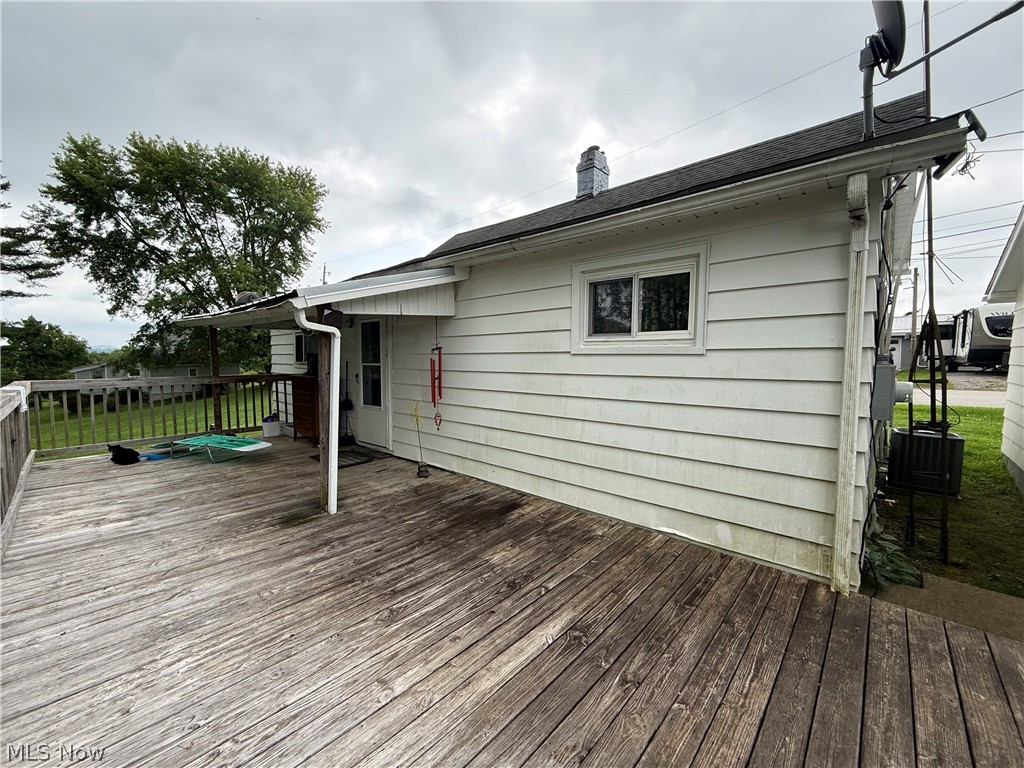 109 Ideal Road Property Photo 3
