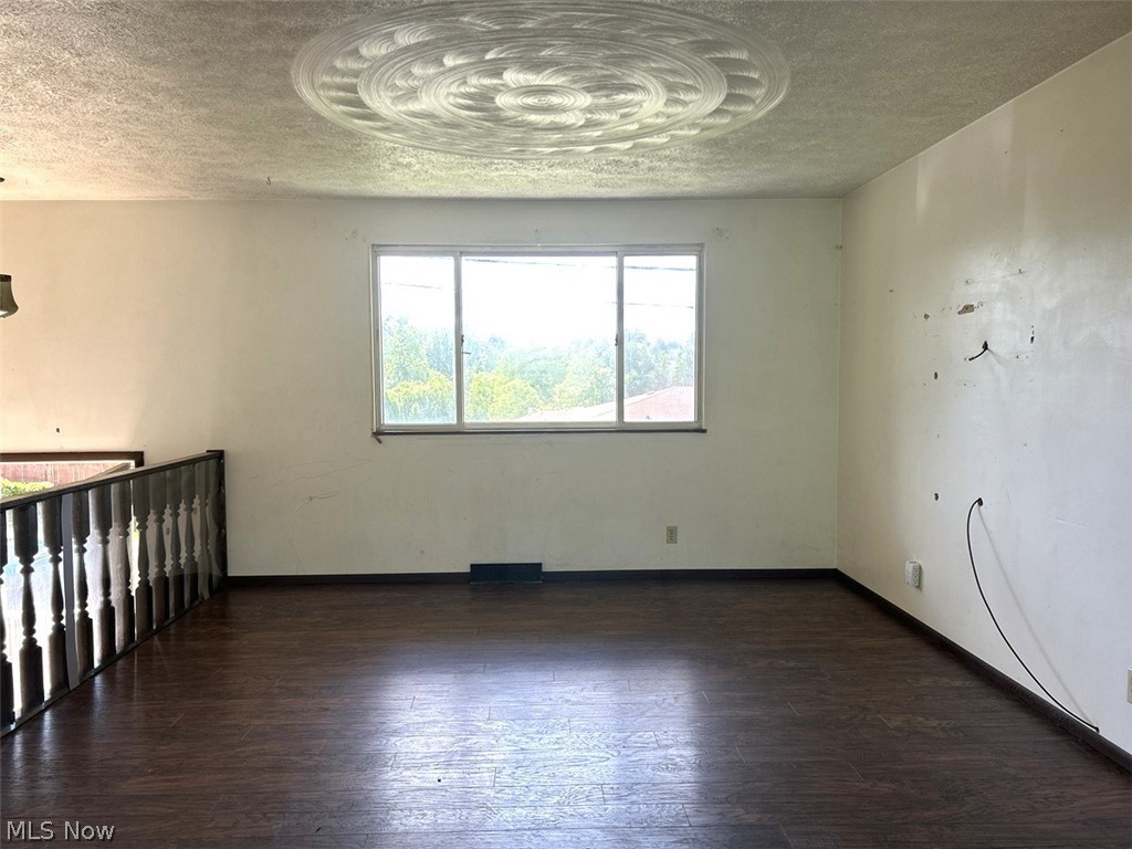 108 Brentwood Boulevard Property Photo 7