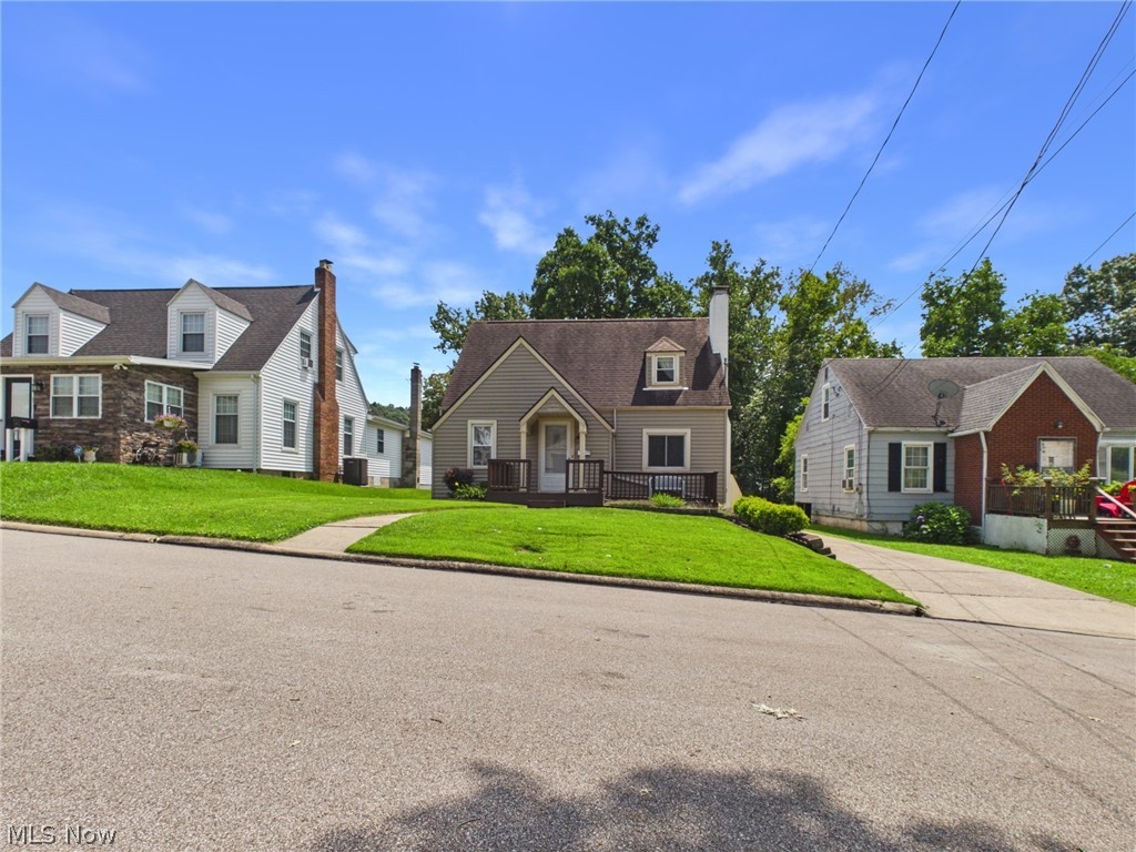1814 Worthington Street Property Photo 1