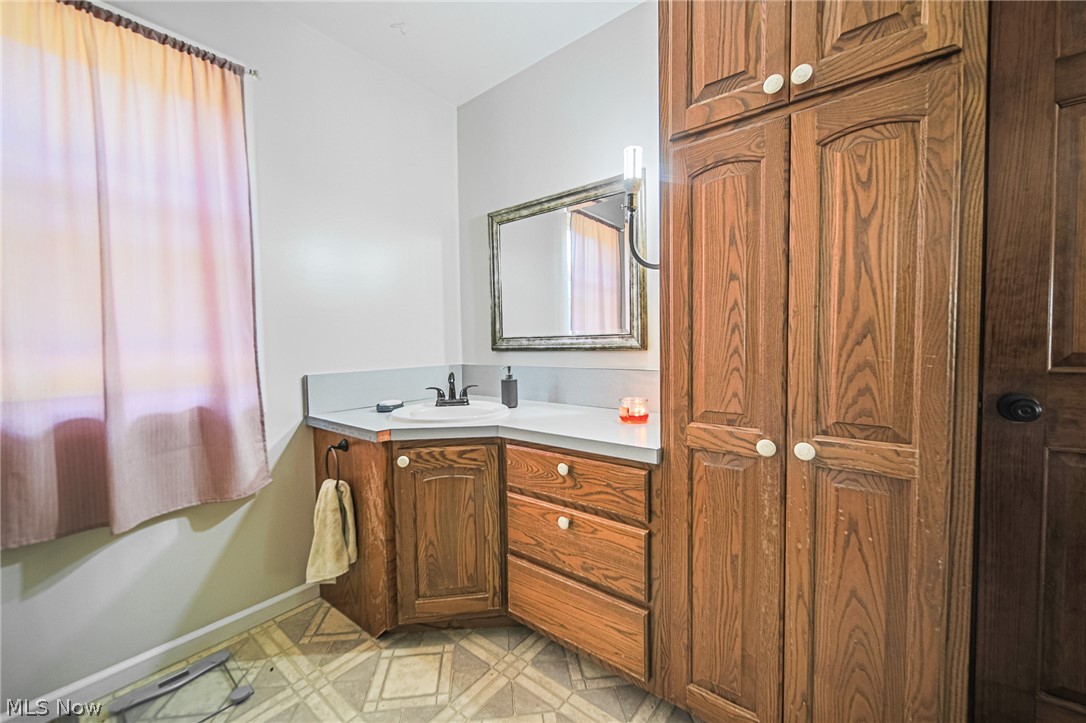 9220 Pritchard Road Property Photo 13