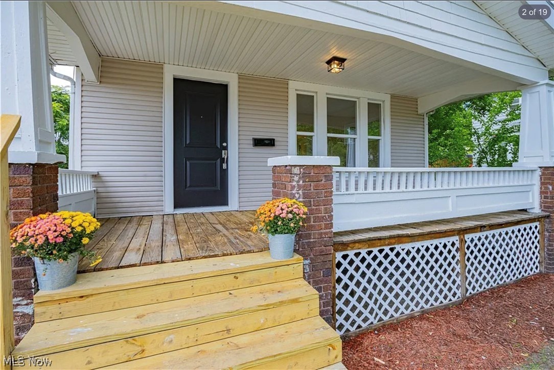 616 Rhodes Avenue Property Photo 2