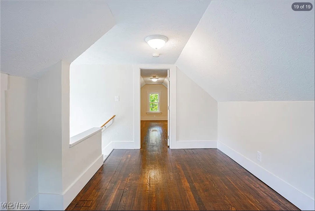 616 Rhodes Avenue Property Photo 18