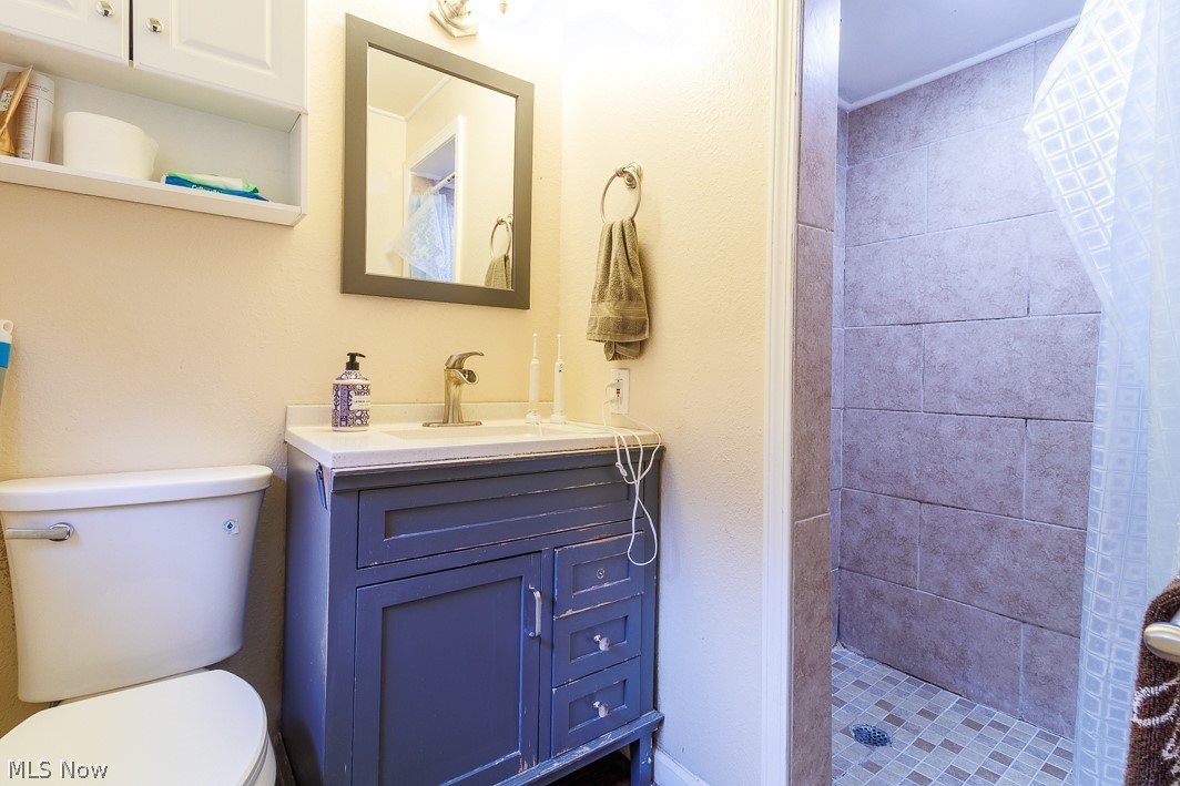 545 Oakridge Drive Property Photo 14