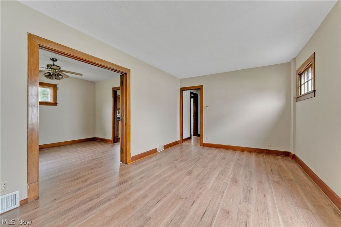 486 7th Street Property Photo 4